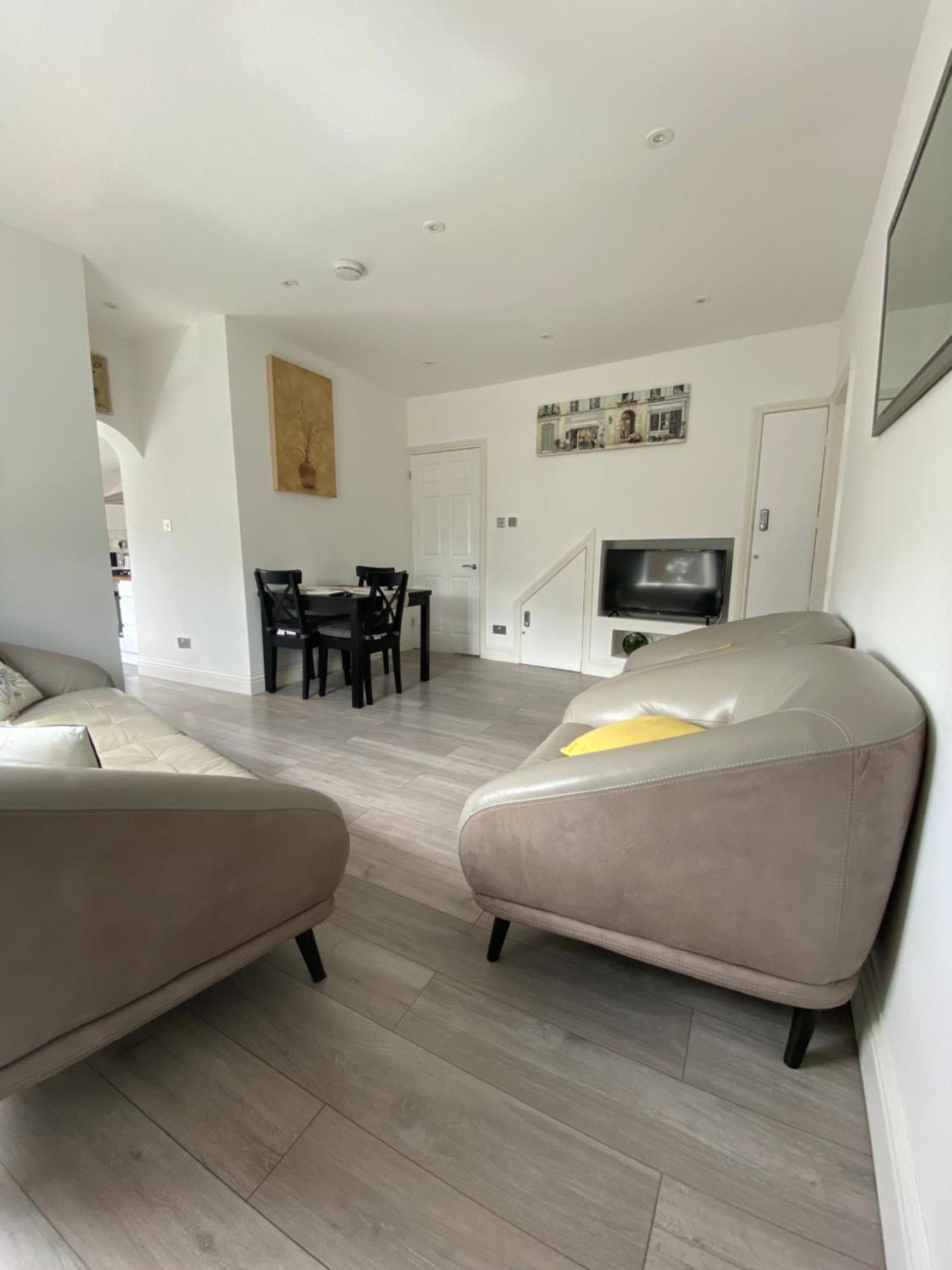 Eejs Modern London 3 Bed Flat Near Crystal Palace Stadium - Great Transport Links Norwood ภายนอก รูปภาพ